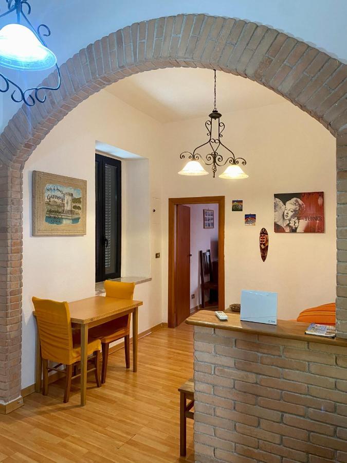 Holiday House Ginevra Формия Екстериор снимка