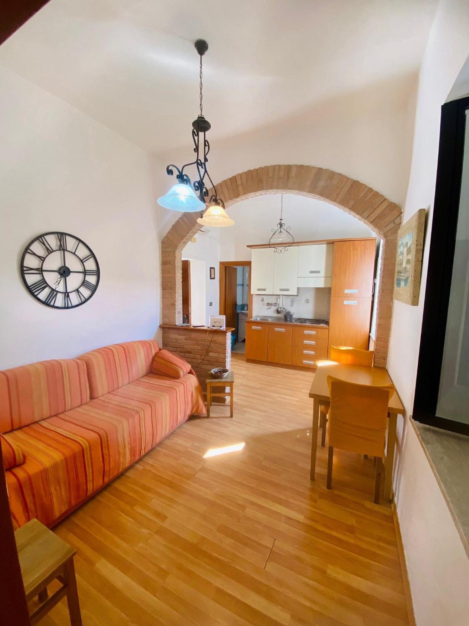 Holiday House Ginevra Формия Екстериор снимка