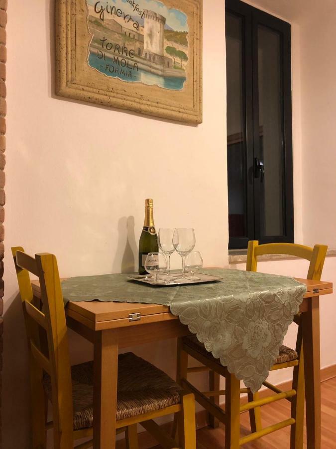 Holiday House Ginevra Формия Екстериор снимка